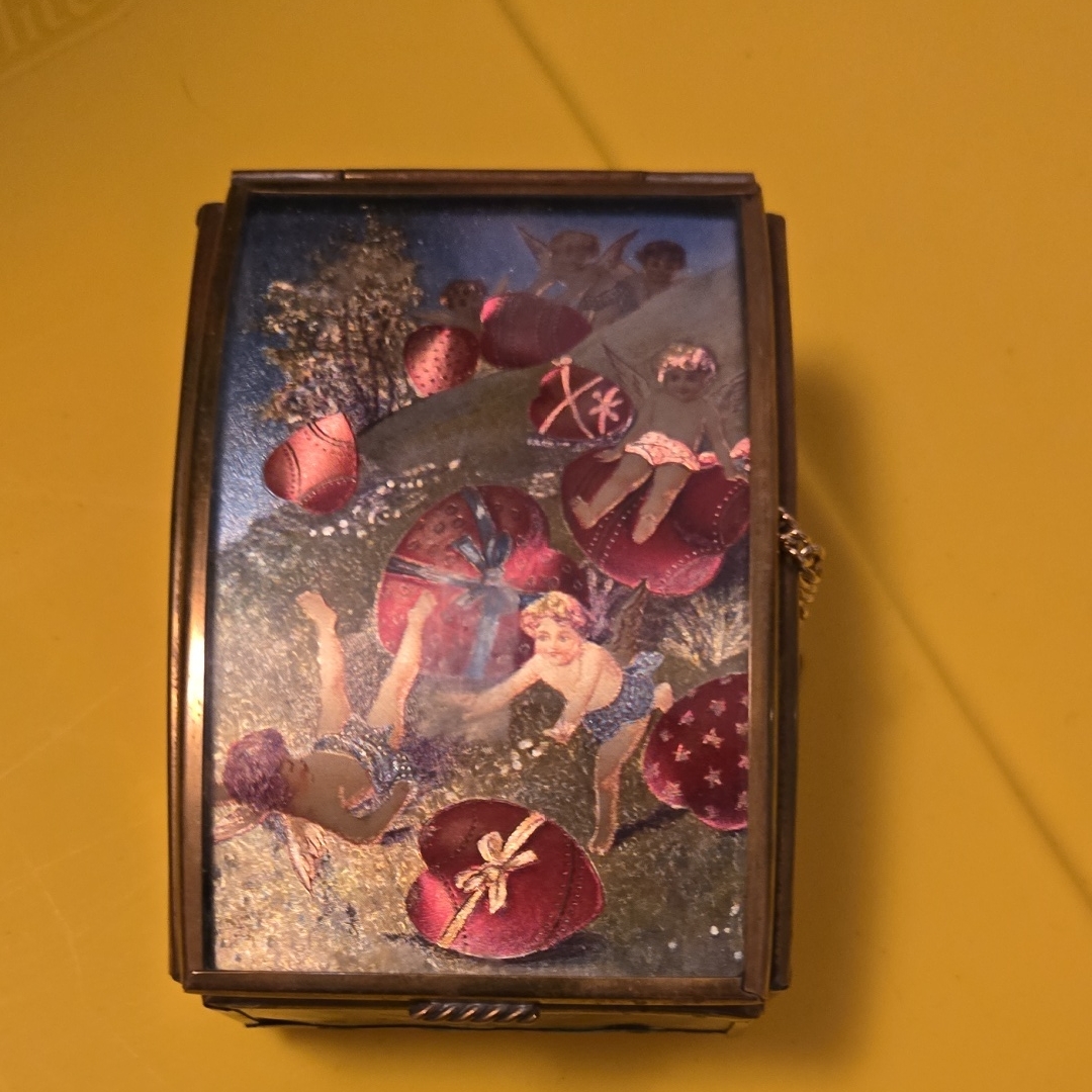 Vintage Decorative Box With Cherub Design